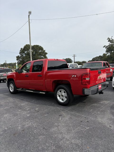 Photo 2 of this CHEVROLET SILVERADO 1500