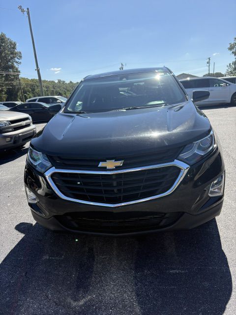 Photo 3 of this CHEVROLET EQUINOX