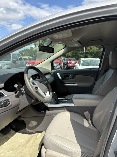Photo 5 of this FORD EDGE