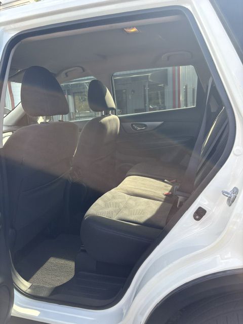 Photo 6 of this NISSAN ROGUE