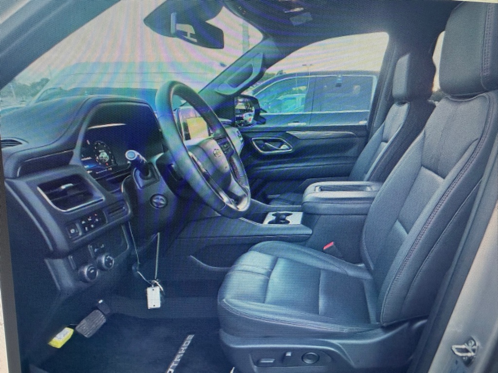 Photo 7 of this CHEVROLET TAHOE