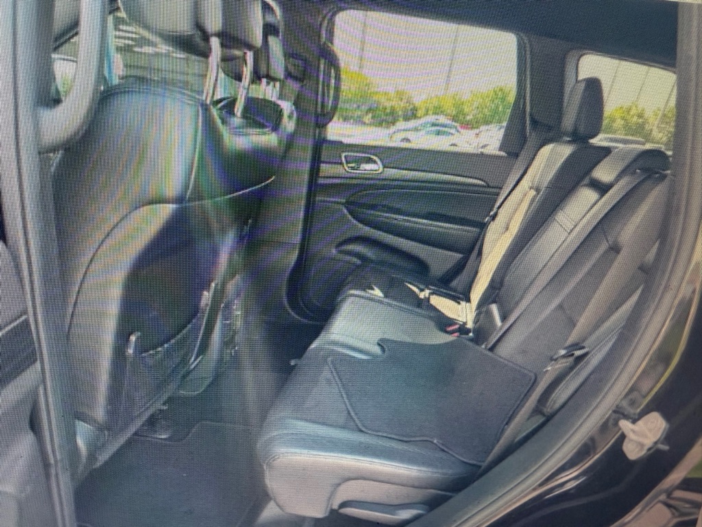 Photo 13 of this JEEP GRAND CHEROKEE