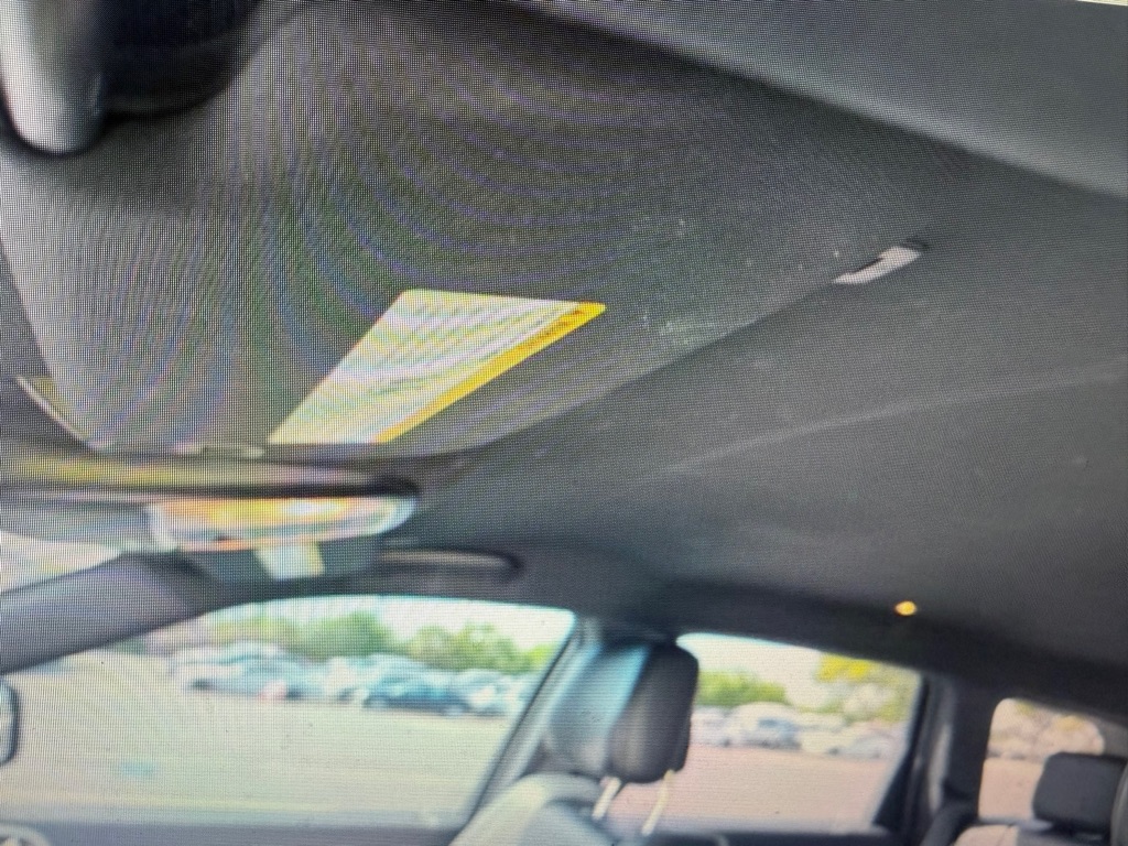Photo 14 of this JEEP GRAND CHEROKEE