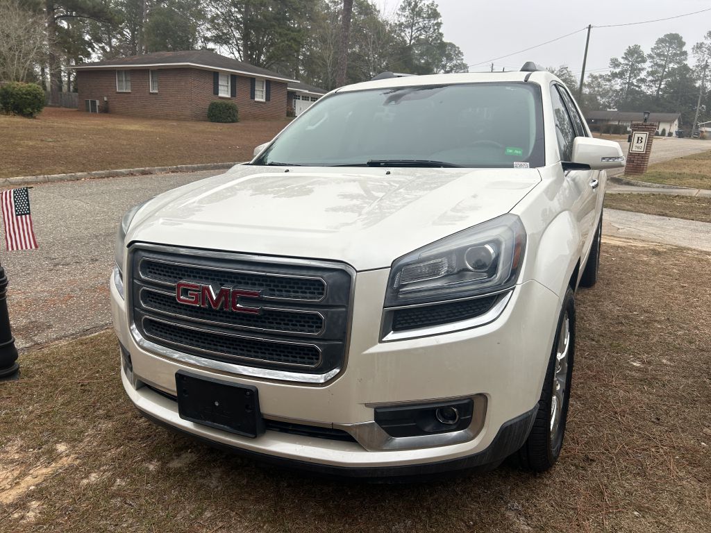 2015 GMC Acadia SLT1's photo