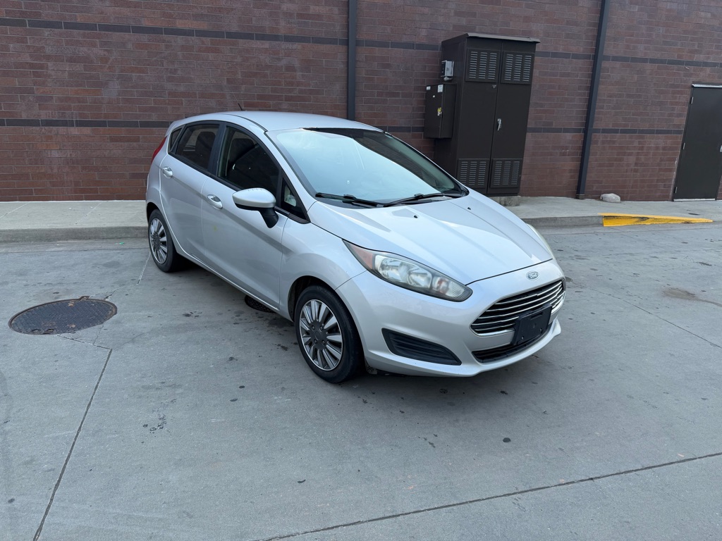 Silver 2016 Ford Fiesta S Hatchback Hatchback Front-Wheel Drive 5-Speed Manual