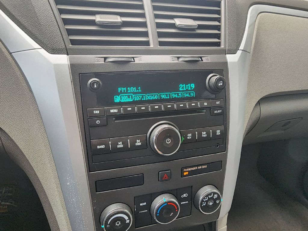 Photo 18 of this CHEVROLET TRAVERSE