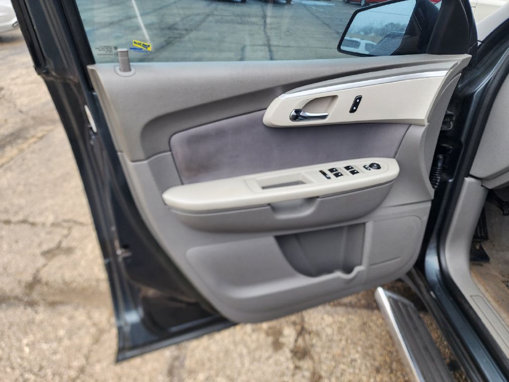 Photo 21 of this CHEVROLET TRAVERSE