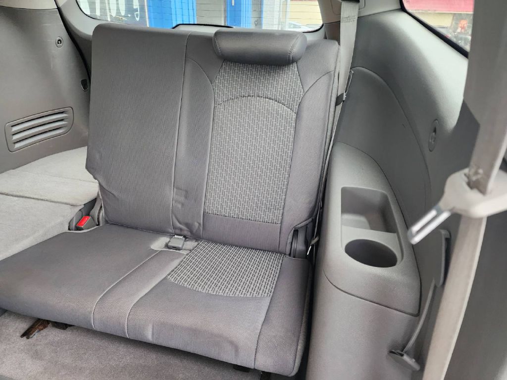 Photo 17 of this CHEVROLET TRAVERSE