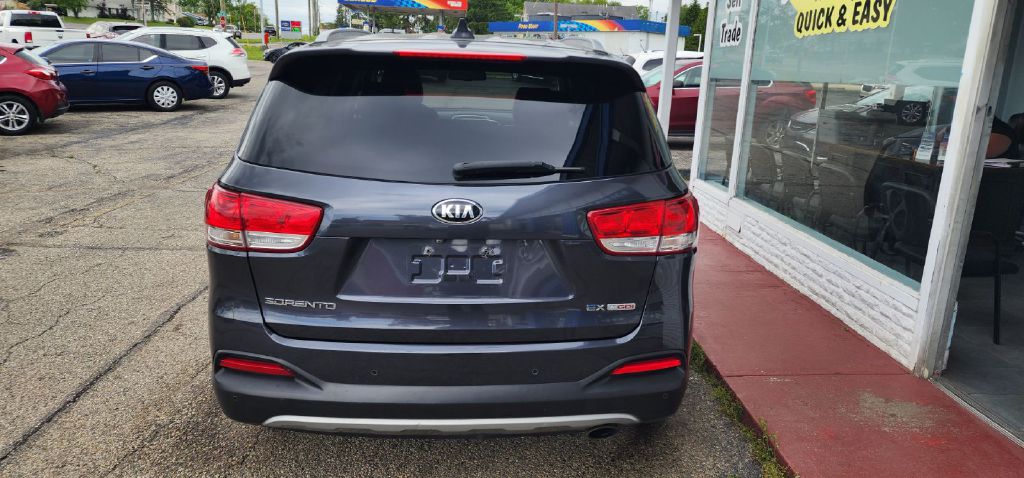 Photo 5 of this KIA SORENTO
