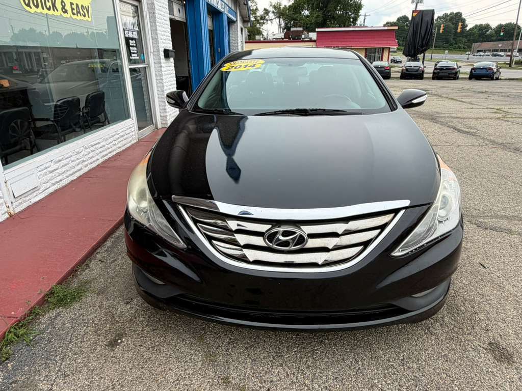 Photo 2 of this HYUNDAI SONATA
