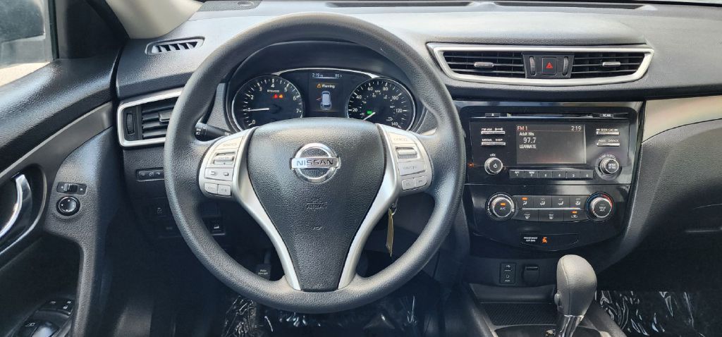 Photo 14 of this NISSAN ROGUE