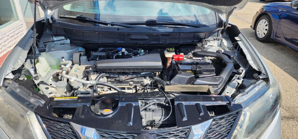 Photo 18 of this NISSAN ROGUE