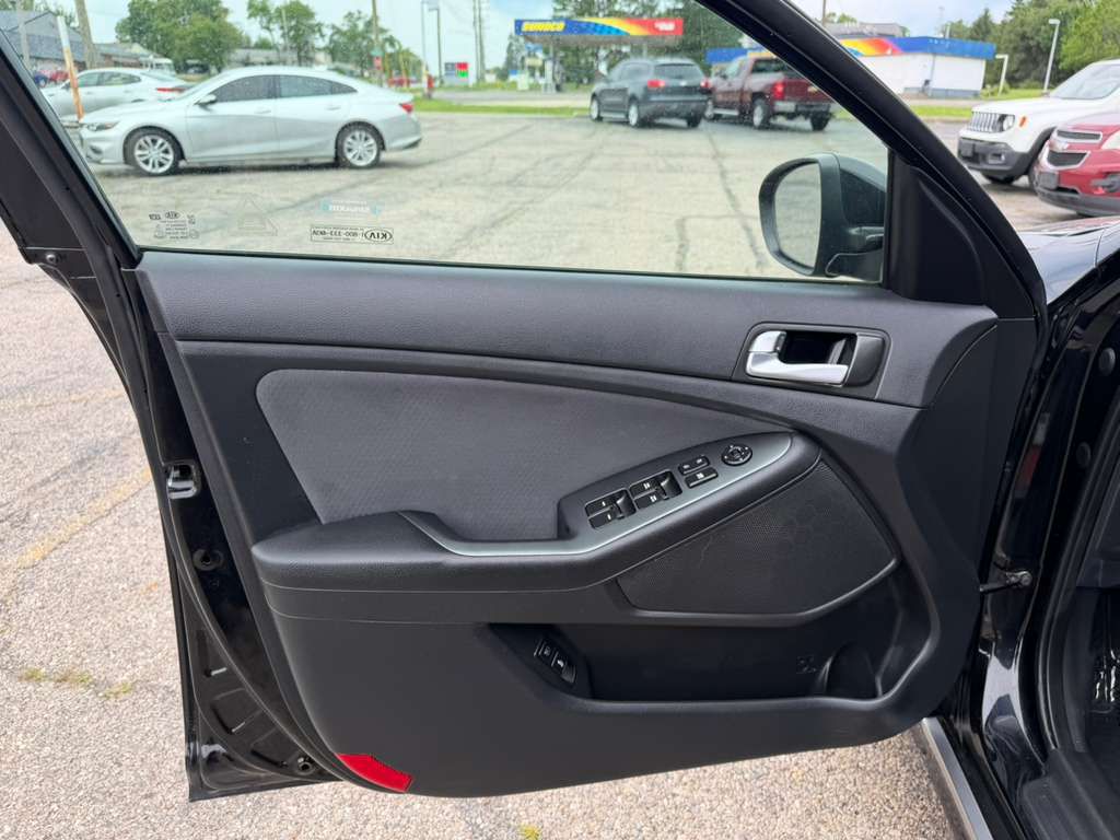 Photo 20 of this KIA OPTIMA HYBRID