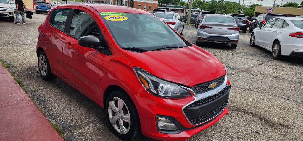 Photo 3 of this CHEVROLET SPARK