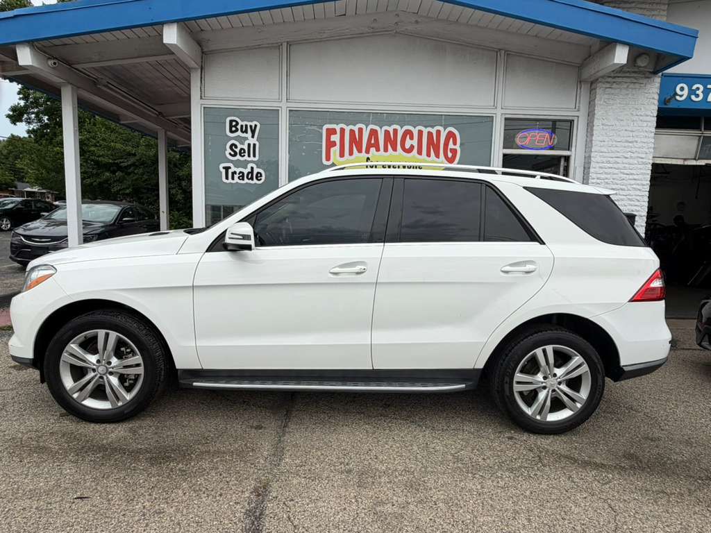 Photo 7 of this MERCEDES-BENZ M-CLASS