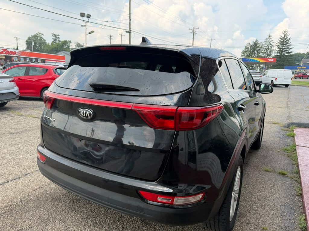 Photo 4 of this KIA SPORTAGE