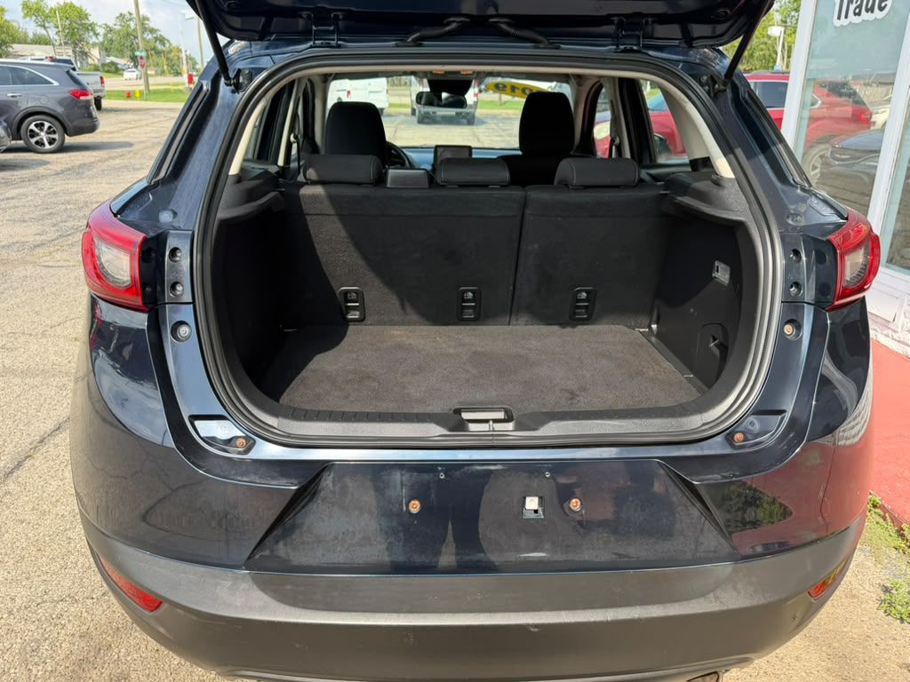 Photo 8 of this MAZDA CX-3