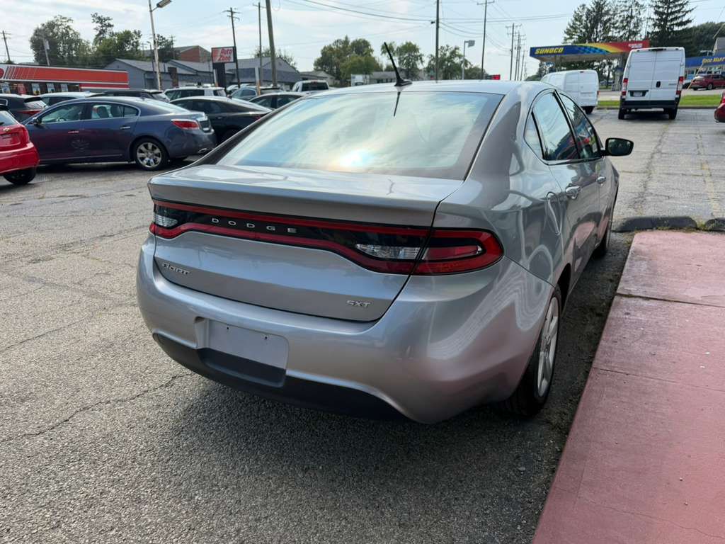 Photo 4 of this DODGE DART