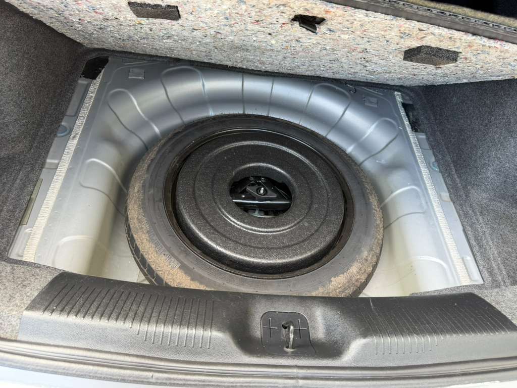 Photo 18 of this DODGE DART