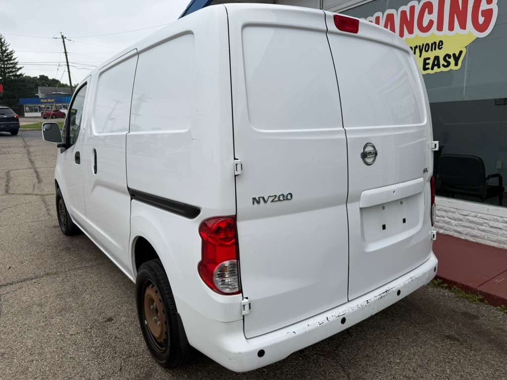 Photo 6 of this NISSAN NV200