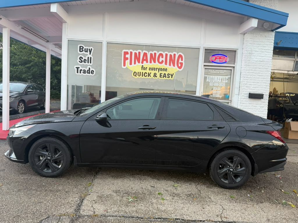 Photo 7 of this HYUNDAI ELANTRA