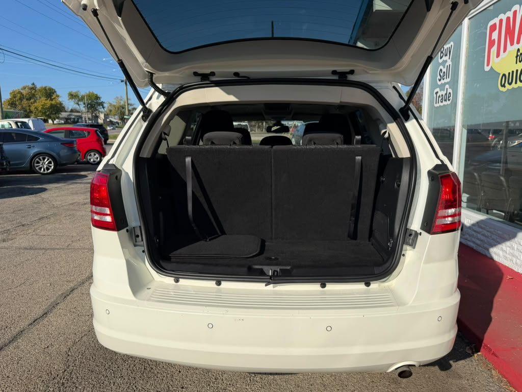 Photo 8 of this DODGE JOURNEY