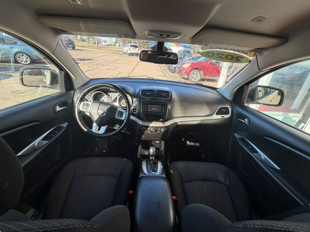 Photo 11 of this DODGE JOURNEY
