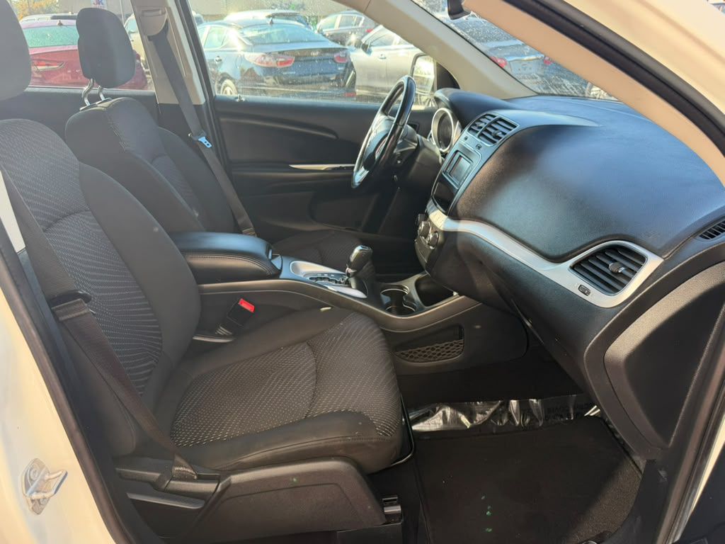 Photo 12 of this DODGE JOURNEY
