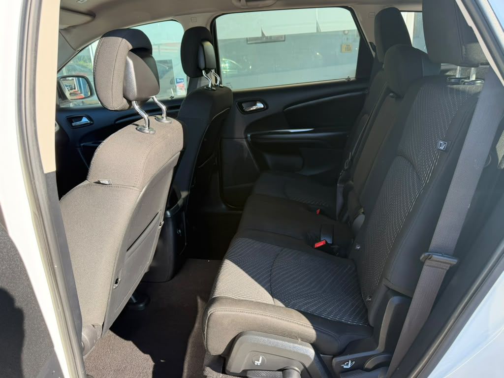 Photo 15 of this DODGE JOURNEY
