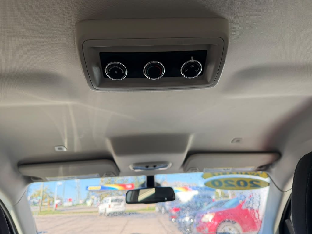 Photo 18 of this DODGE JOURNEY