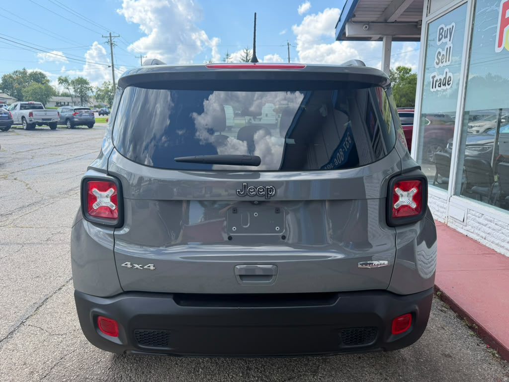 Photo 5 of this JEEP RENEGADE