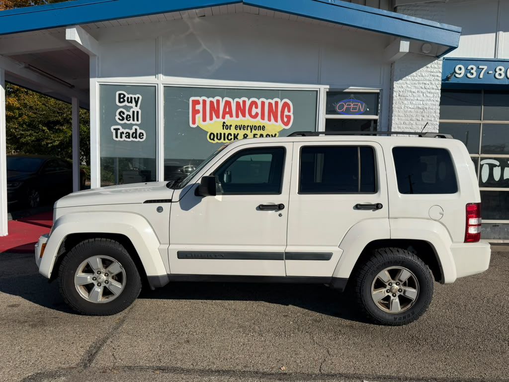 Photo 7 of this JEEP LIBERTY