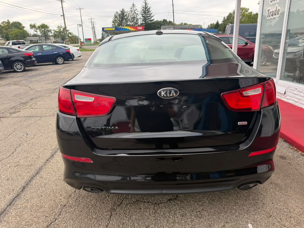 Photo 5 of this KIA OPTIMA