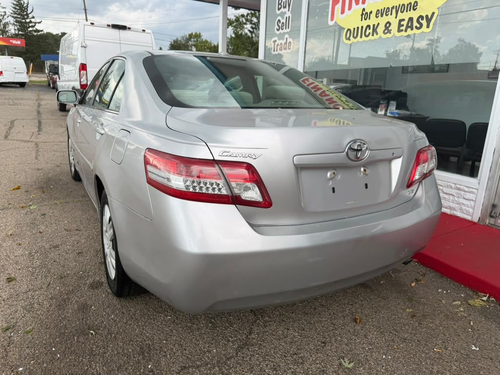 Photo 6 of this TOYOTA CAMRY