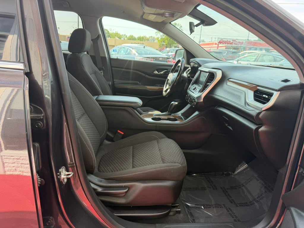 Photo 12 of this GMC ACADIA