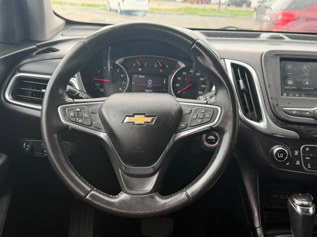 Photo 10 of this CHEVROLET EQUINOX