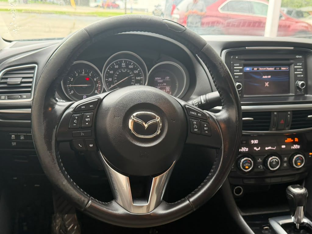 Photo 10 of this MAZDA MAZDA6
