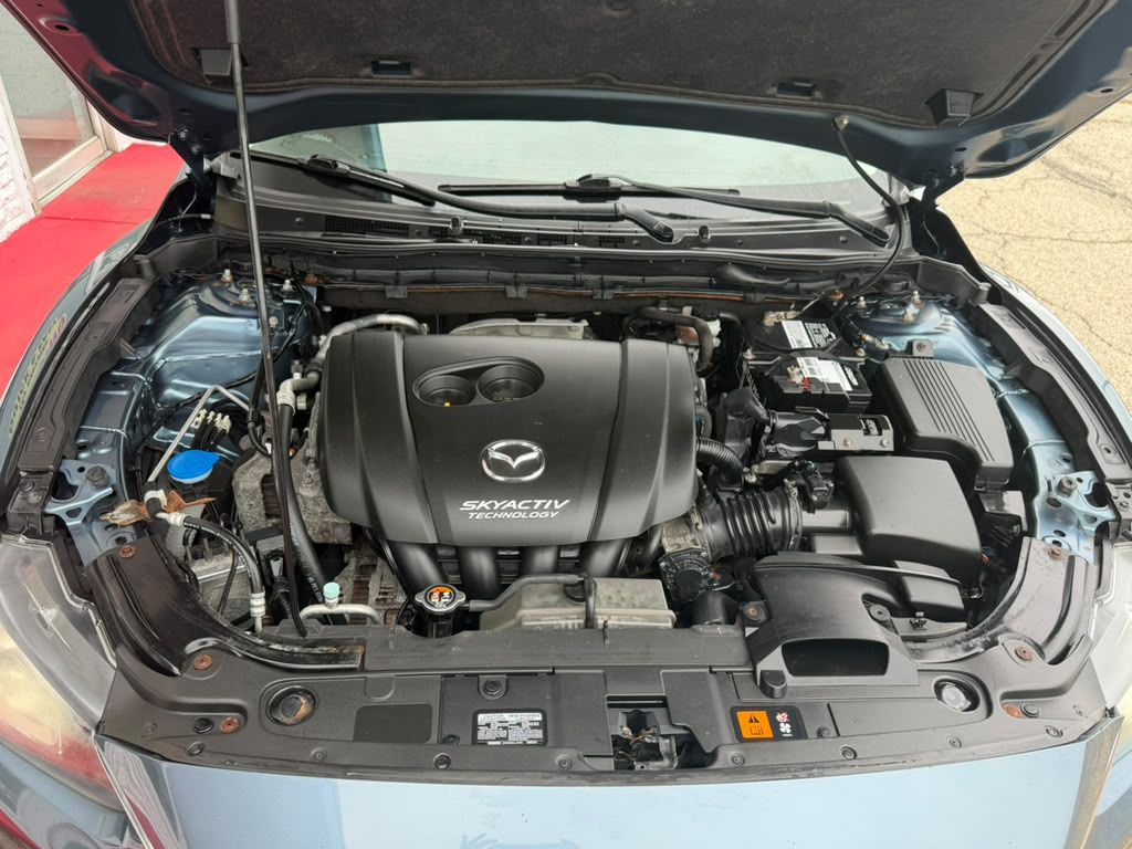 Photo 22 of this MAZDA MAZDA6