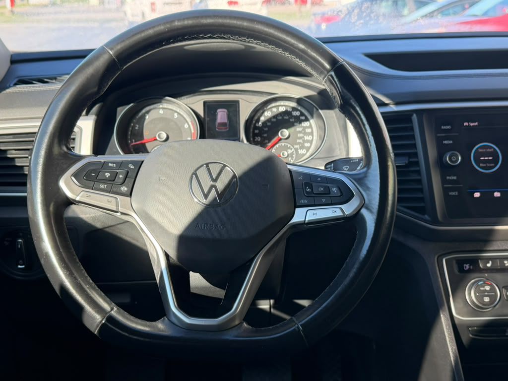 Photo 10 of this VOLKSWAGEN ATLAS