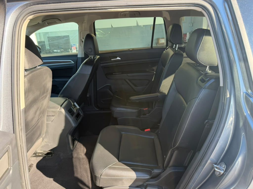 Photo 14 of this VOLKSWAGEN ATLAS