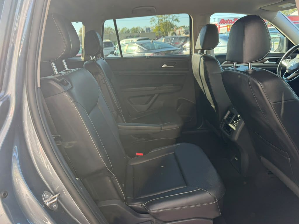 Photo 15 of this VOLKSWAGEN ATLAS