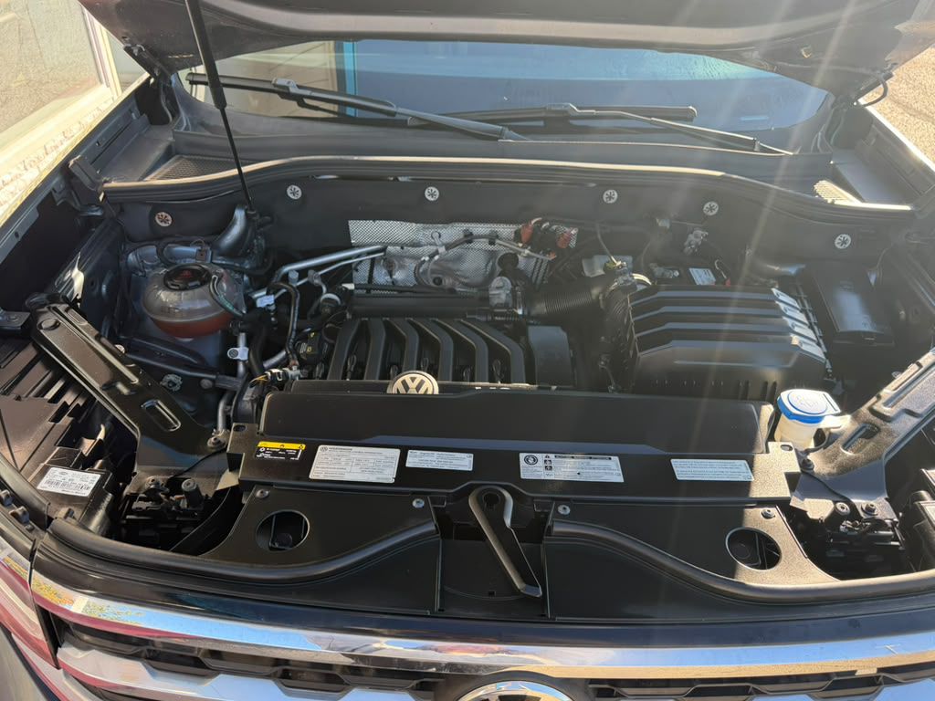 Photo 23 of this VOLKSWAGEN ATLAS