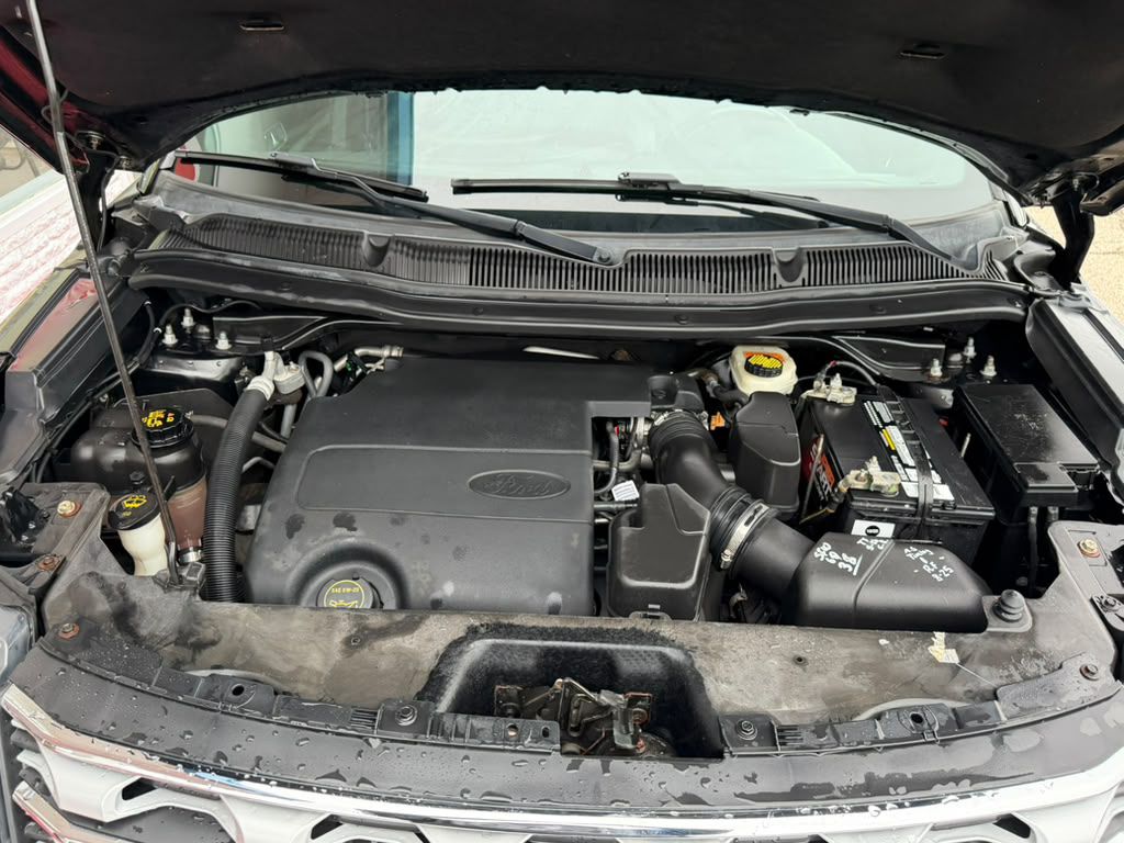 Photo 24 of this FORD EXPLORER