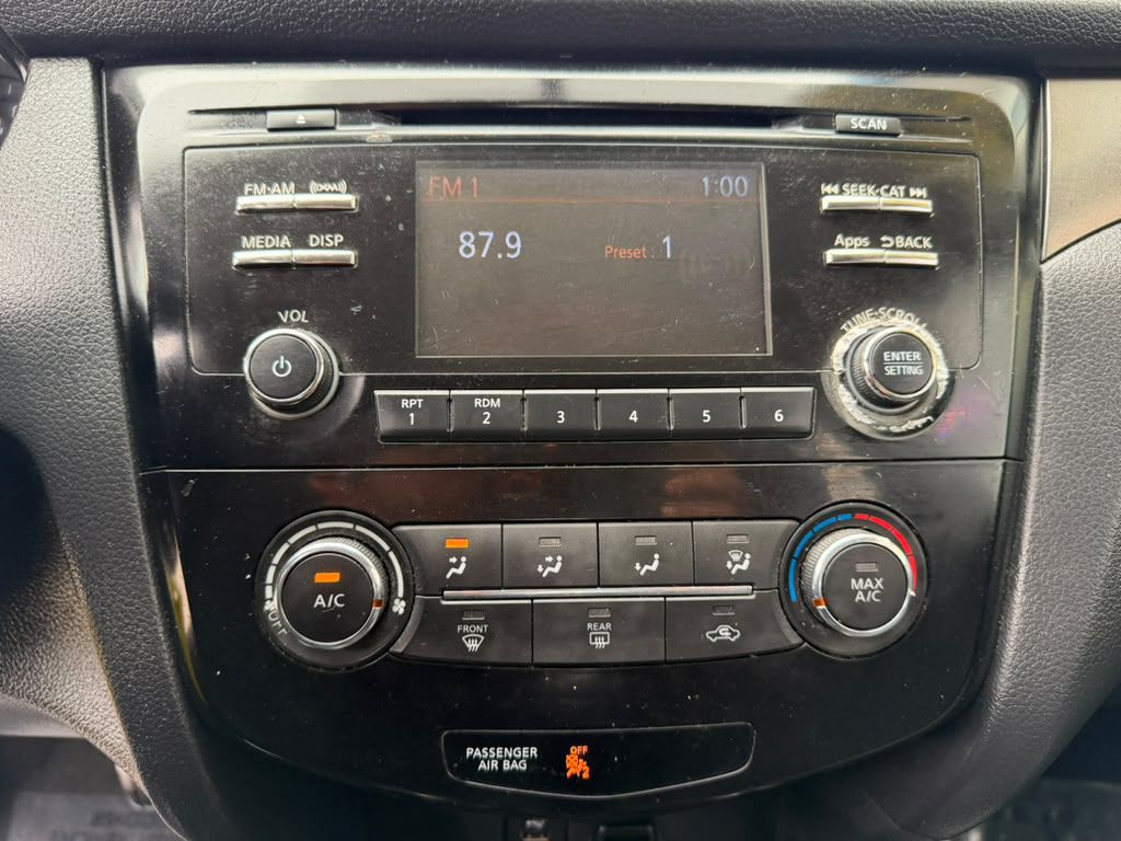 Photo 16 of this NISSAN ROGUE
