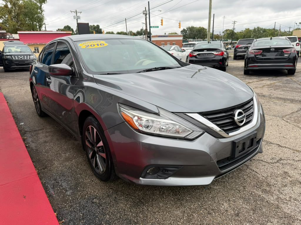 Photo 3 of this NISSAN ALTIMA