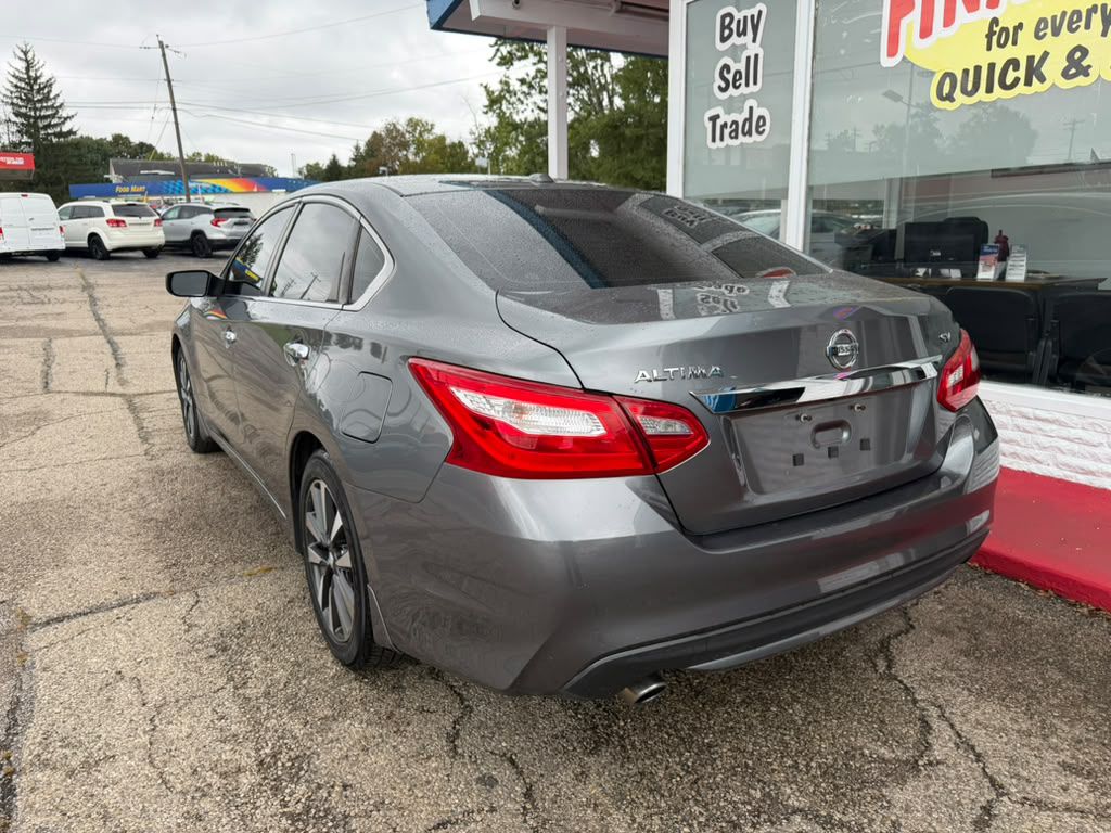 Photo 6 of this NISSAN ALTIMA