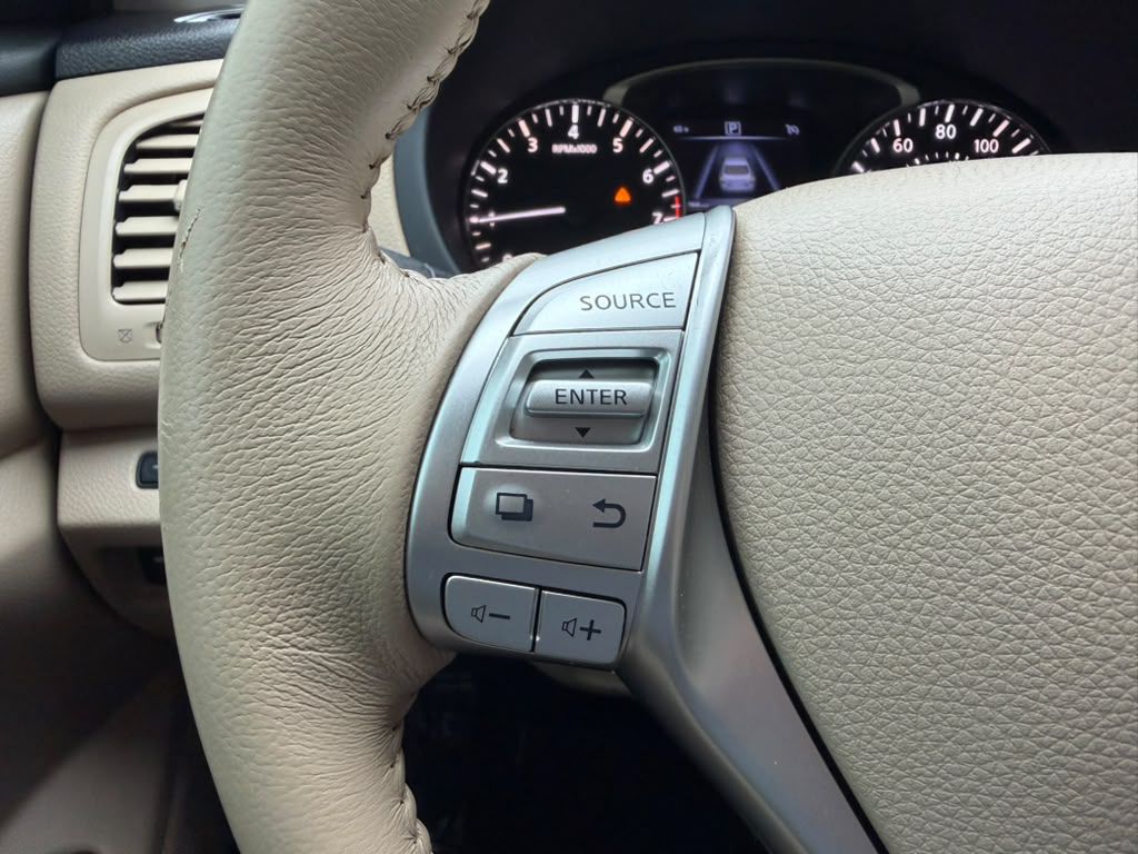 Photo 19 of this NISSAN ALTIMA