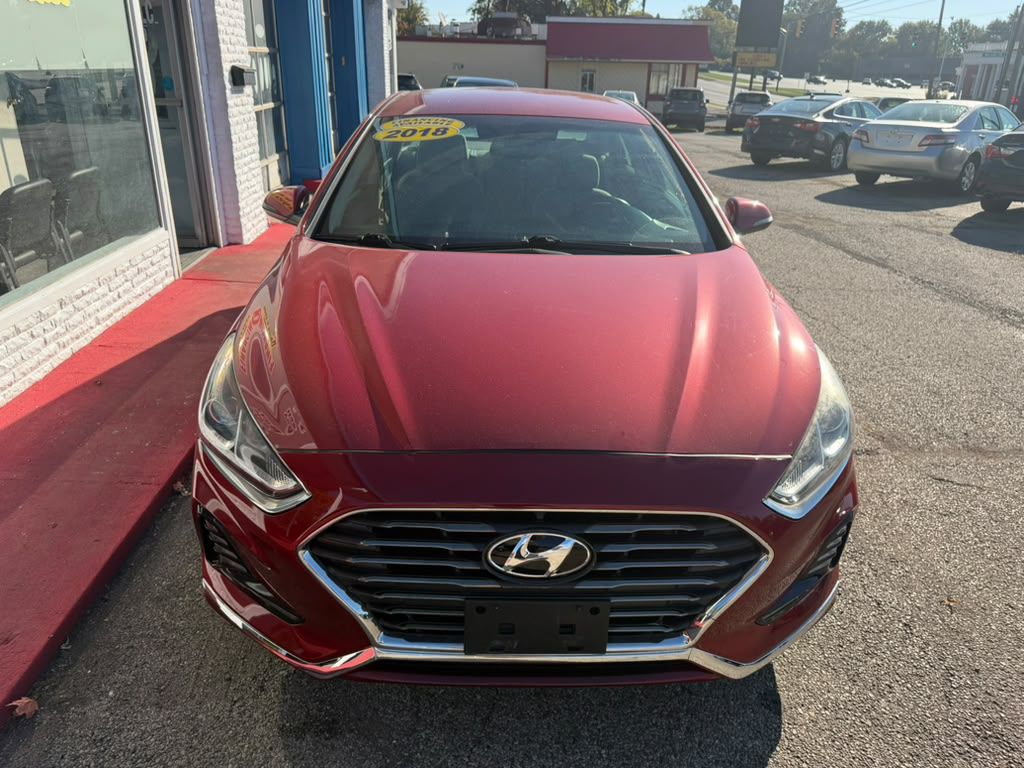 Photo 2 of this HYUNDAI SONATA