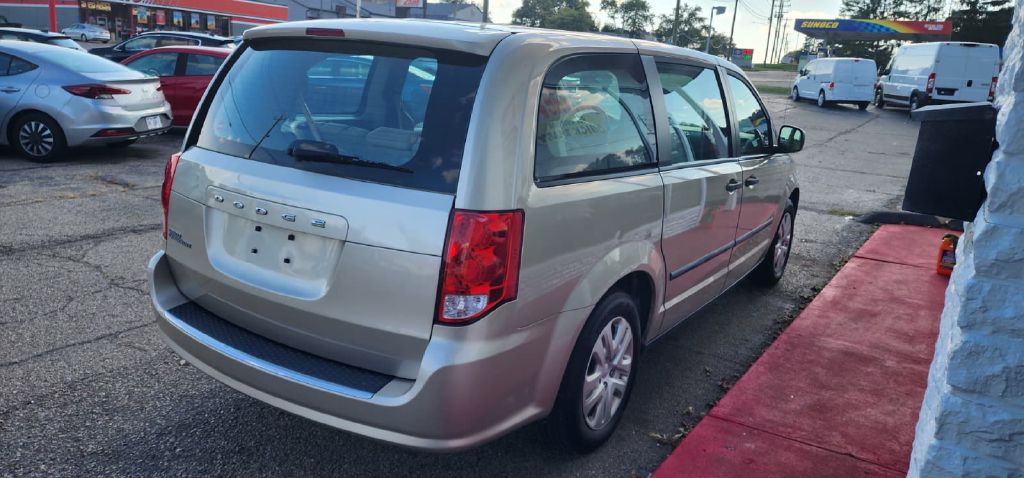 Photo 4 of this DODGE GRAND CARAVAN