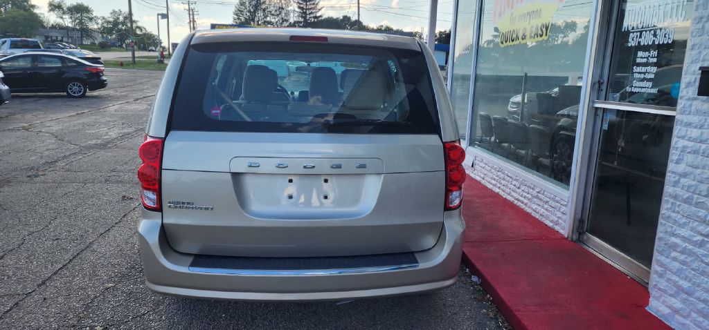 Photo 5 of this DODGE GRAND CARAVAN
